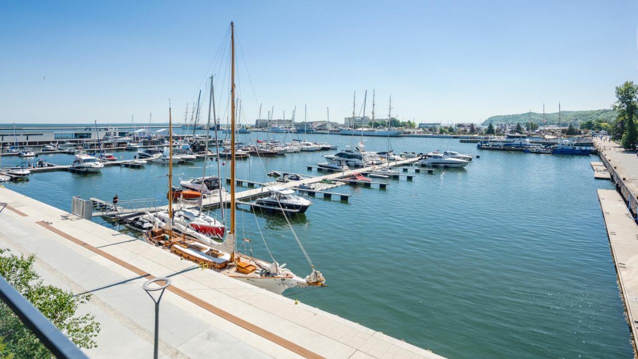 Flatbook - City Center Apartments Yacht Park 格丁尼亚 外观 照片